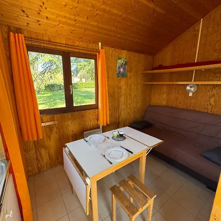 Camping De Premery Les Pres De La Ville Exterior photo